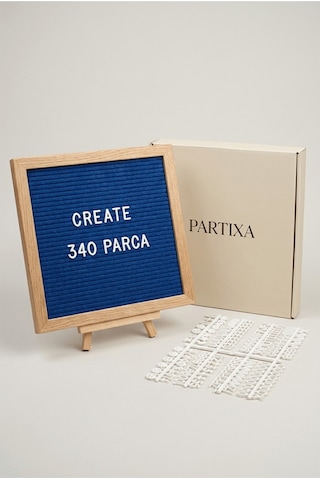 Ahşap Harfli Yazı Panosu 25,5x25,5 Cm Premium Gerçek Çam Çerçeve 340 Parça Harf Seti Standlı Duvara Asılabilir Keçe İçli Beyaz