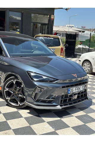 Cupra Leon 2023... Ön Tampo Lip---fibersan Tuning 0000