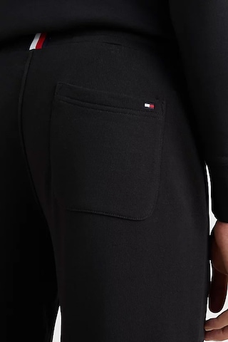 Erkek Logo Nakışlı Jogger Pantolon - Siyah Triple Black