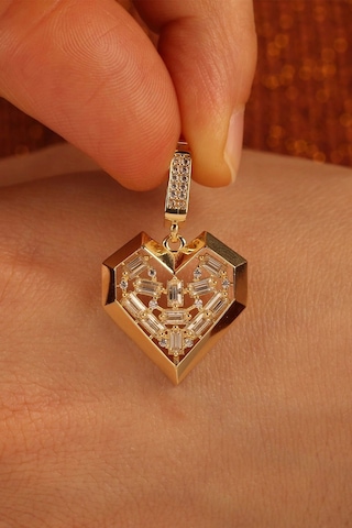 Baget Taşlı Kalp Altın Kolye Ucu