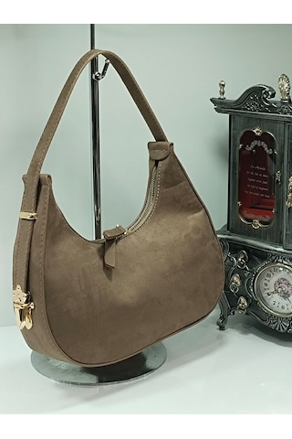 Süet Cherry Model Gold Detaylı Kadın Kol Çantası Süet Cherry Model Gold Detaylı Kadın Kol Çantası