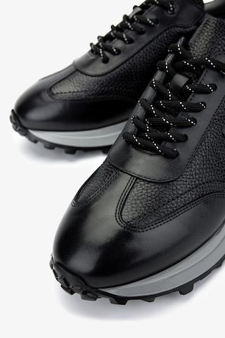 Valmenti Erkek Hakiki Deri Siyah Sneakers & Spor Ayakkabı 383 6400 Erk Ayk Y25 Syh Slvr/syh Fltr Siyah