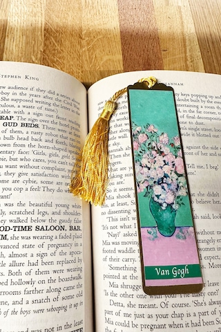 Sanatsal Tablo Temalı Metal Kitap Ayracı Van Gogh-pembe Güllü Vazo