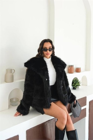 Neşeli Butik Kadın Siyah Astarlı Kürk Kaban Nbmylk32 Siyah