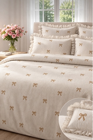 Uçkan Home %100 Pamuk Fiyonk Desenli Fırfır Detaylı Çift Kişilik Nevresim Seti--uh-00101 Açık Kahverengi Uçkan Home %100 Pamuk Fiyonk Desenli Fırfır Detaylı Çift Kişilik Nevresim Seti--uh-00101 Açık Kahverengi