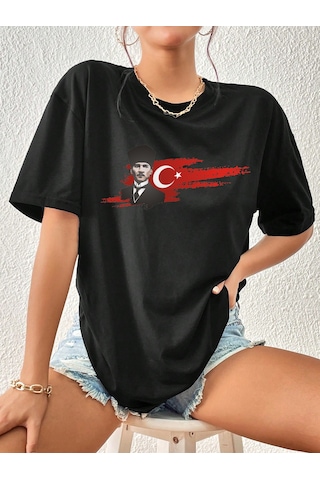 Unisex Atatürk Tasarım Basklı Tshirt Siyah