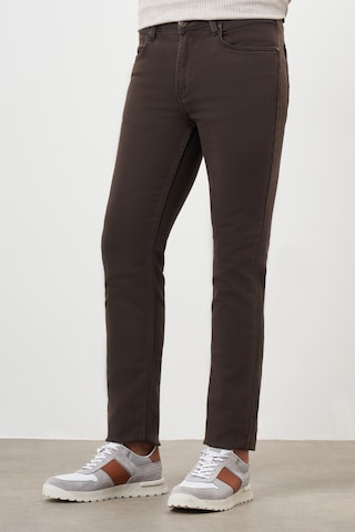 Morven Erkek Kahve Mevsimlik Pamuk 5 Cep Dynamic Fit Jean Pantolon 24ms003033400 Kahve