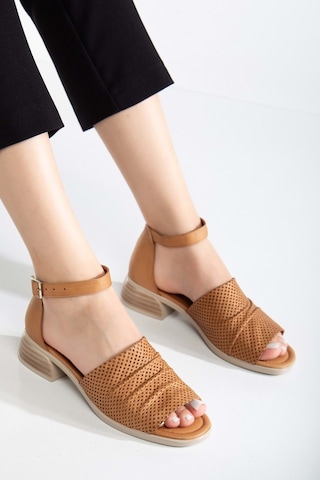 Analin Shoes Kadın Hakiki Deri Kalın Bantlı Alçak Topuklu Sandalet Taba