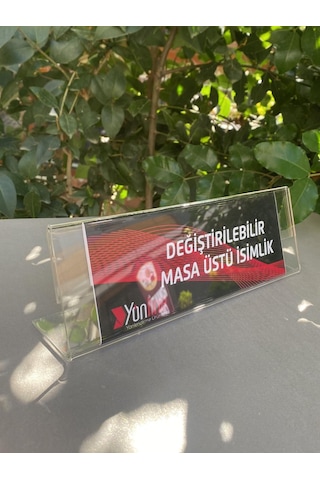 Yönline 25x8 Cm Şeffaf Pleksi Değiştirilebilir Masaüstü Isimlik