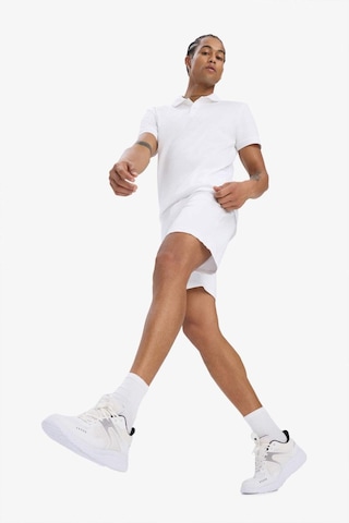 Defacto Defactofit Standart Fit Sporcu Kısa Paça Şort B1170ax25spwt34 Beyaz