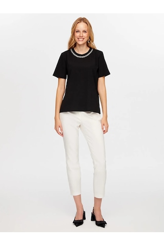Faik Sönmez Yakası Zincir Şerit Detaylı Yuvarlak Yaka Kadın T-shirt W26tsh062 Siyah