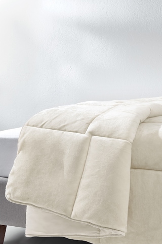 Yataş Bedding Macaron Tek Kişilik Wellsoft Yorgan - Krem