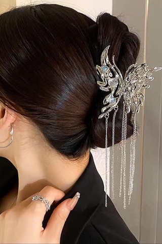 Caş Dekorasyon Gümüş Renk Kelebekli Taşlı Sallantılı Metal Mandal Toka Gümüş