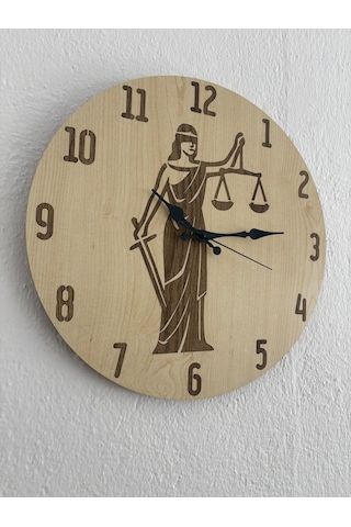 Pelince - Justitia Adalet Terazisi - Ahşap Duvar Avukat Saati Kişiselleştirilebilir - Açık Ahşap - 40 Cm Ahşap