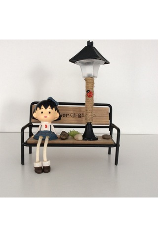 Bankta Oturan Kız Işıklı Biblo Diğer