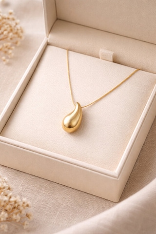 Damla Form Gold Renk Minimal Kolye Şık Ve Modern Tasarım Çok Renkli