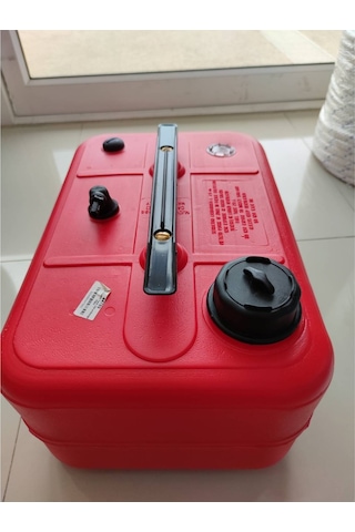 Portatif Yakıt Tankı 25 L Gösterge ve Kapaklı