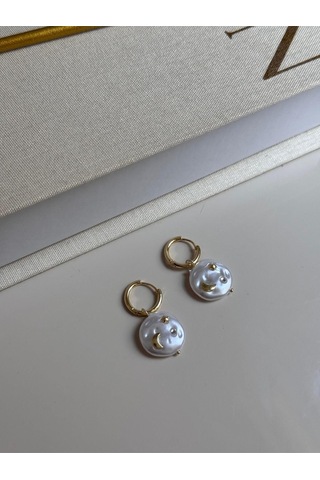 Düz İnci Efektli Ay Ve Yıldız Figürlü Sallantılı Halka Küpe Kadın Çelik Küpe Altın