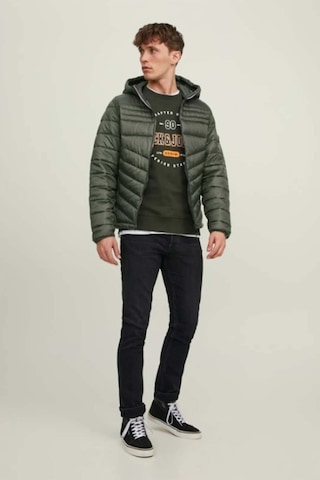 Jack & Jones Erkek Şişme Puffer Kapüşonlu Mont - 12211785 001