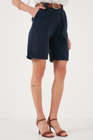 Lela Pamuklu Relaxed Fit Yüksel Bel Kemerli Gabardin Short Bayan Şort 668Yp4710 Lacivert