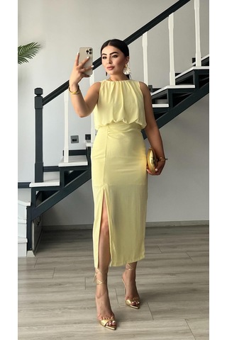 Butter Yellow Önden Yırtmaçlı Büzgülü Elbise Sarı