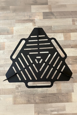 Portatif Üçgen Izgara Mangal
