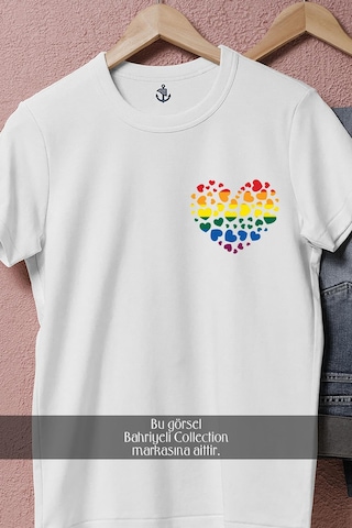 Oversize Heart İn Lgbt Colors Cep Tasarımlı Unisex T-shirt Beyaz