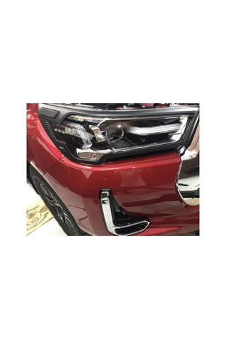 Toyota Hilux 2021+ Far Koruma Çerçevesi Mat Siyah Abs