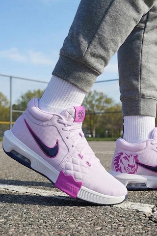 Nike Lebron Witness Vııı Mens Basketball Shoes Erkek Basketbol Ayakkabısı Lila Siyah