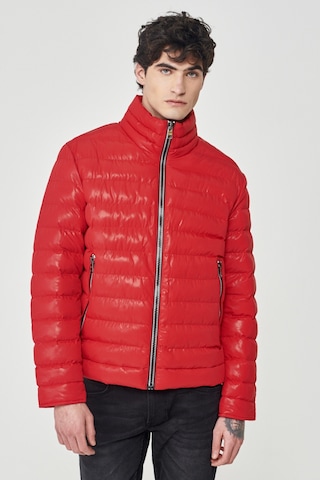 Lee Regular Fit Normal Kesim Dik Yaka Kırmızı Şişme Mont Kırmızı