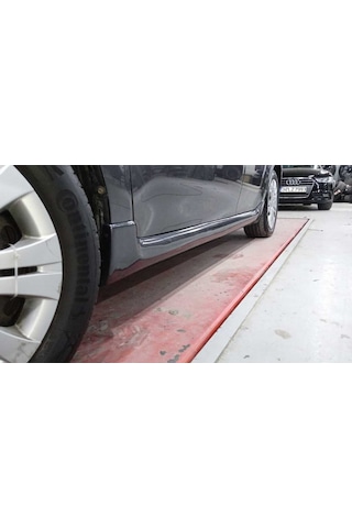 Toyota Auris 2010-2015 Uyumlu Yedek Parça Marşpiyel Plastik Boyas
