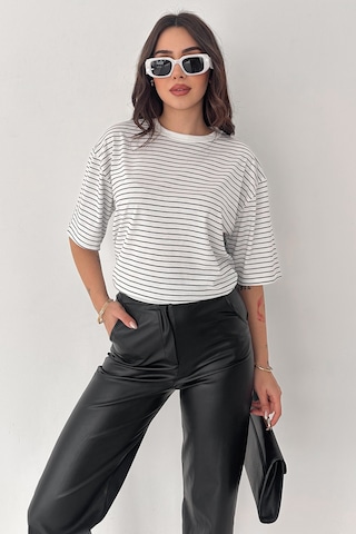 Noa & Noa Kadın Oversize Çizgili Tişört Monochrome Ease Beyaz