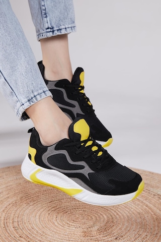 Tonny Black Rahat Kalıp Yüksek Taban Bağcıklı Unisex Siyah Sarı Spor Ayakkabı V2901-0 Siyah Sarı