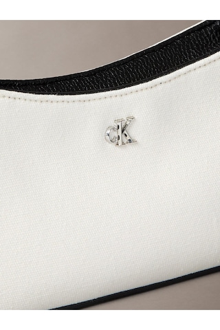 Calvin Klein Kadın Ck Canvas Küçük Omuz Çantası-13353 Beyaz