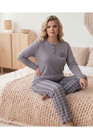 Eyfuze Kadın Kışlık Büyük Beden Curve Nakışlı Desenli Yakası Düğmeli Uzun Kollu Pijama Takımı Gri