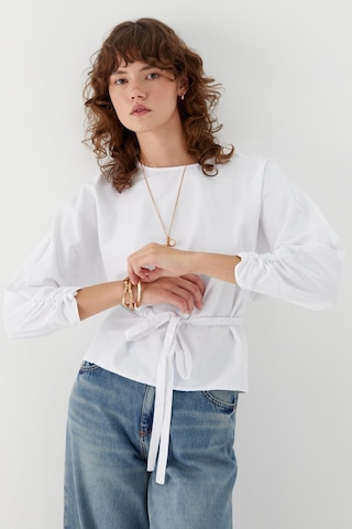 Büzgü Manşetli Kuşaklı Bluz Beyaz Beyaz