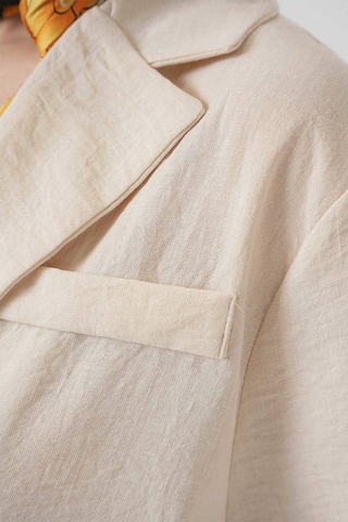 Gabria Kısa Keten Ceket Taş