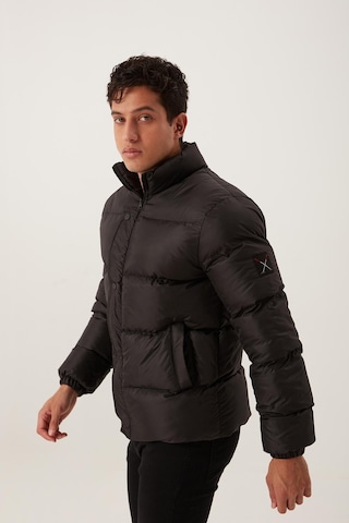 Erkek Regular Fit Şişme Mont Siyah