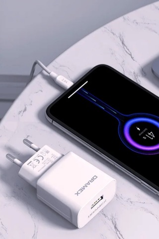 D26be 2.6a Şarj Adaptörü Ekonomik Mini Kutu