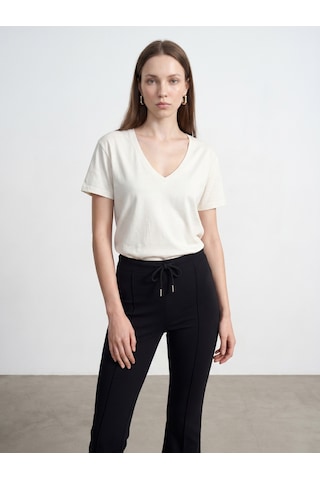 Dilvin 32847 Lyocell Karışımlı V Yaka T-shirt-ekru