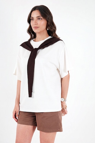 Lela Rahat Kalıp Bisiklet Yaka Omuz Şal Detaylı T Shirt Bayan T Shirt 5867044 Ekru-kahve