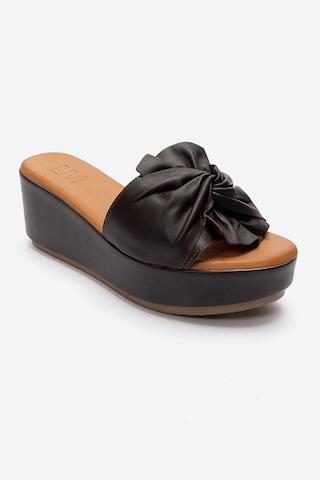 Luvishoes Jeff Kahverengi Cilt Hakiki Deri Fiyonklu Kadın Dolgu Topuklu Terlik