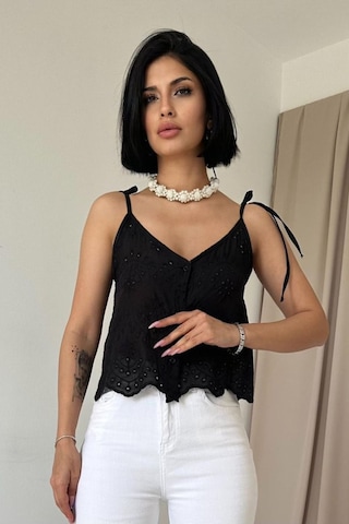 Siyah Bağcıklı Brode Bluz Siyah