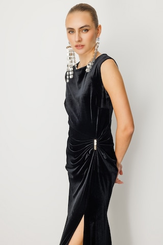 Ekol Kadın Beli Büzgülü Maxi Kadife Elbise 4141 Siyah Siyah