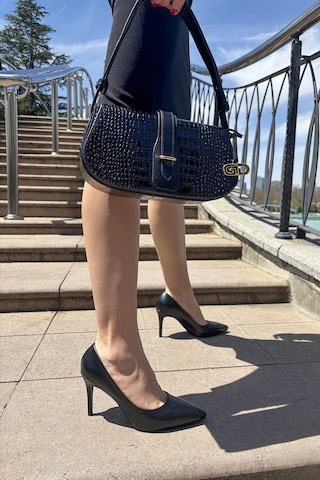 Gönderi R Kadın Siyah Sivri Burun İnce Topuklu Hakiki Deri Stiletto Gdza13422354 Siyah