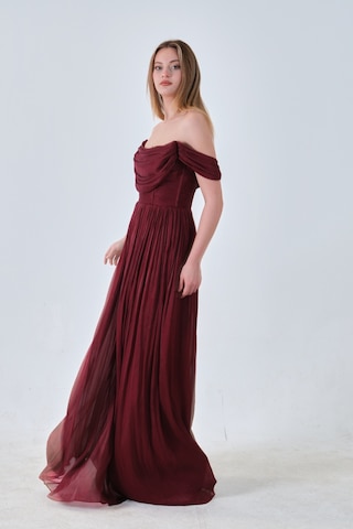Feminist Bordo Drape Yaka Detaylı Şifon Straplez Abiye 08011861
