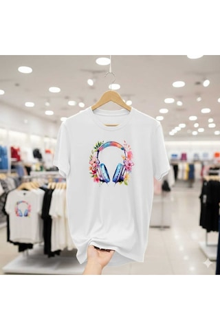 Çiçekli Kulaklık Baskılı Pamuk Kadın T-shirt Beyaz