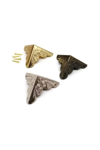 12 Adet Tepeli Kuyruk Tam Kapak Çivi Deliği Üç Taraflı Demir