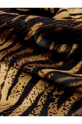 Koton Zebra Desenli Kontrast Çerçeveli Saten Kare Fular Multıcolor 7wak50343aa Mavi