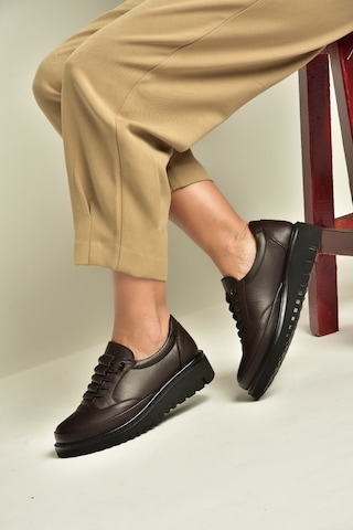 Fox Shoes Z555250803 Kahverengi Hakiki Deri Günlük Kadın Ayakkabı